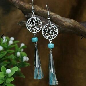 Leafy blue bead with tassel Dangle earrings